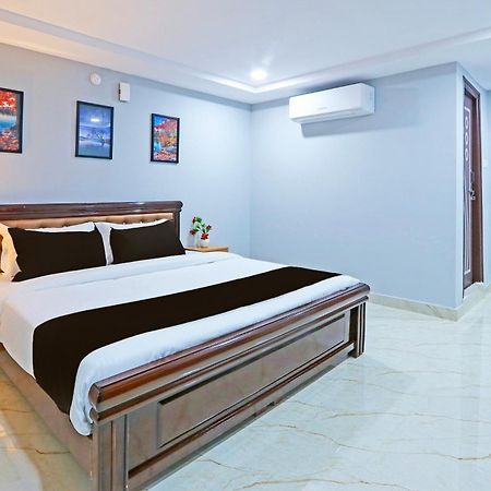 Super Townhouse Qualia Elite S R Nagar Hotel Hyderabad Bagian luar foto